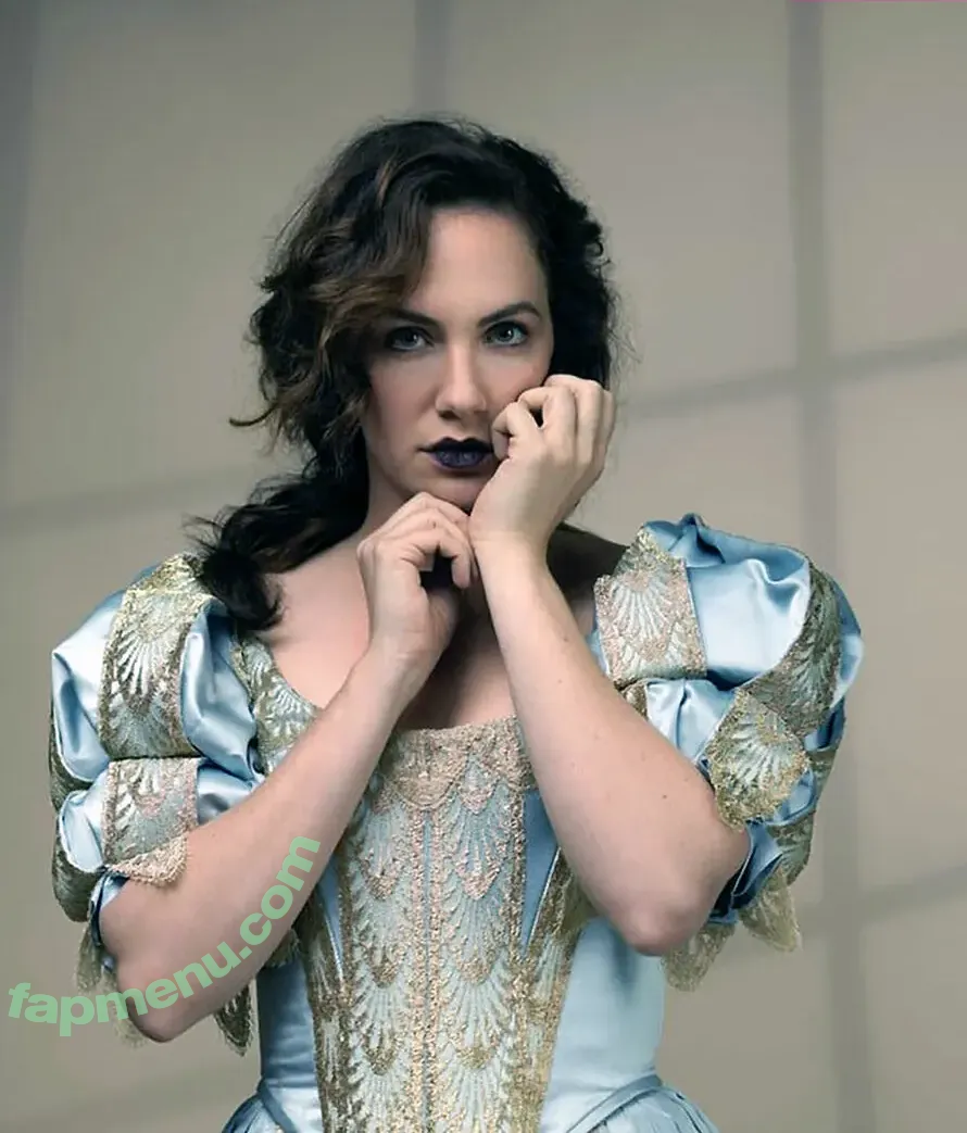 Kate Siegel nude photo #0008 (Kate Siegel)