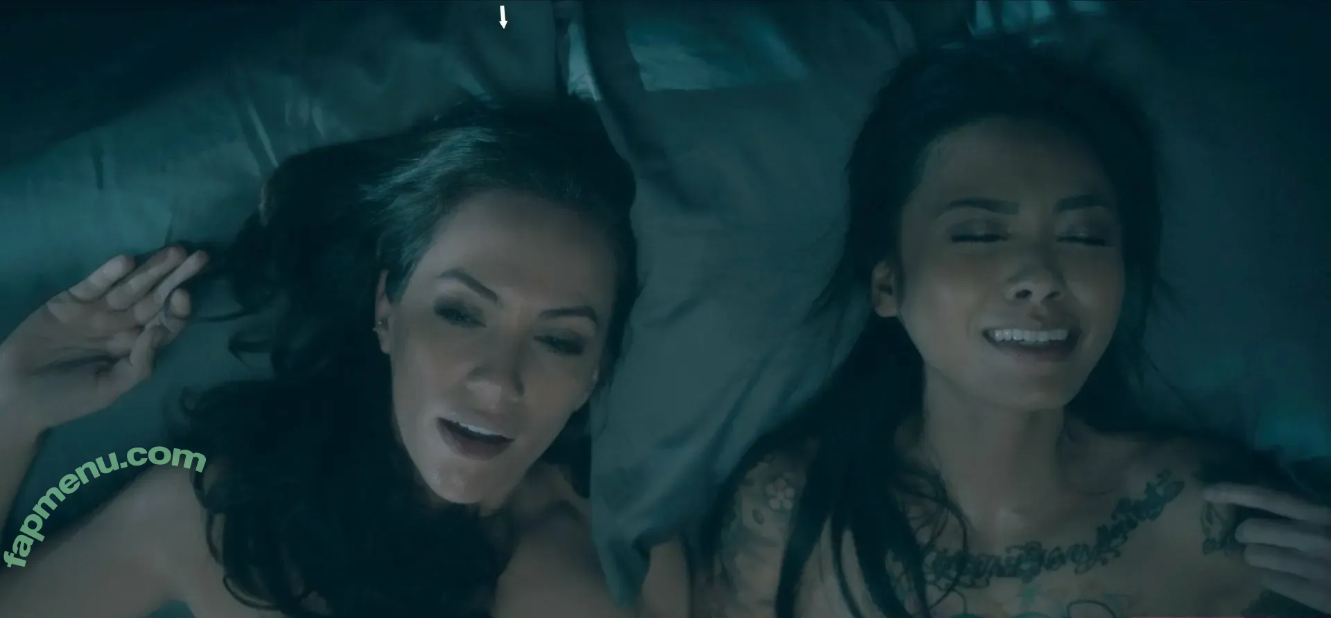 Kate Siegel nude photo #0011 (Kate Siegel)