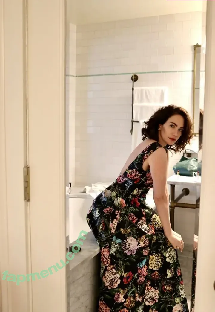 Kate Siegel nude photo #0014 (Kate Siegel)