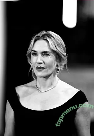 Kate Winslet / KateElizabethWinslet.us / kate.winslet.official / winsletlately nude photo #0460