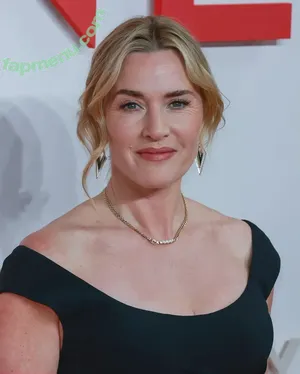 Kate Winslet / KateElizabethWinslet.us / kate.winslet.official / winsletlately nude photo #0465
