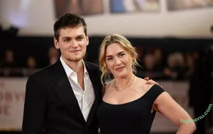 Kate Winslet / KateElizabethWinslet.us / kate.winslet.official / winsletlately nude photo #0472