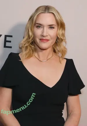 Kate Winslet / KateElizabethWinslet.us / kate.winslet.official / winsletlately nude photo #0515