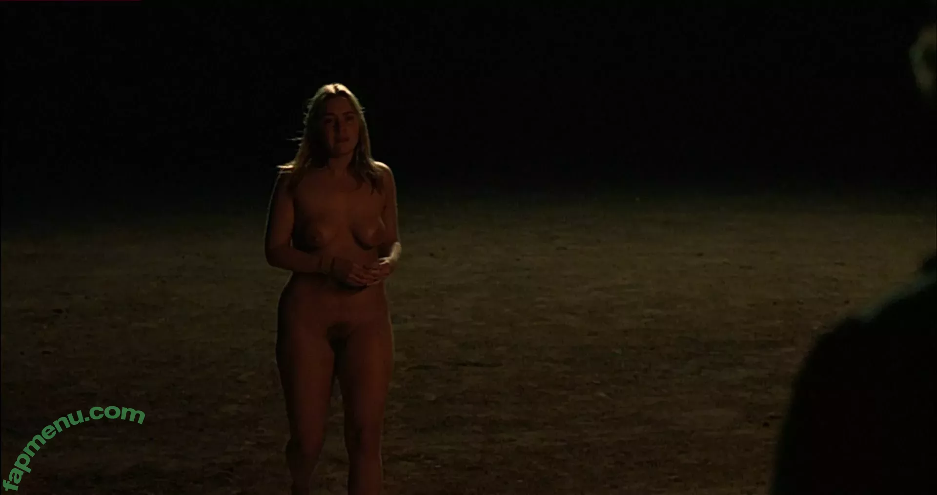 Kate Winslet nude photo #0126 (kate.winsletoffical / winsletlately)