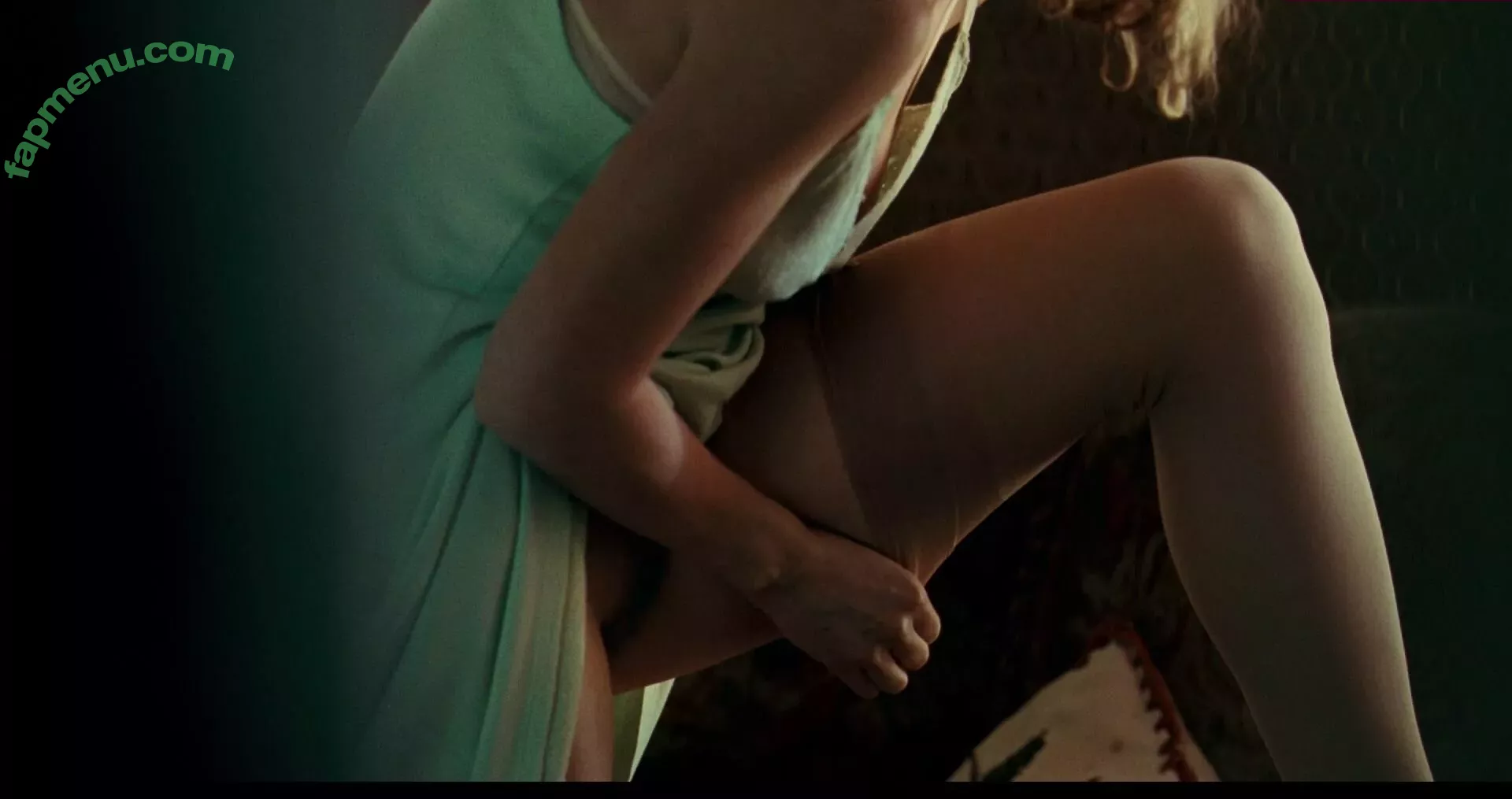 Kate Winslet nude photo #0149 (kate.winsletoffical / winsletlately)
