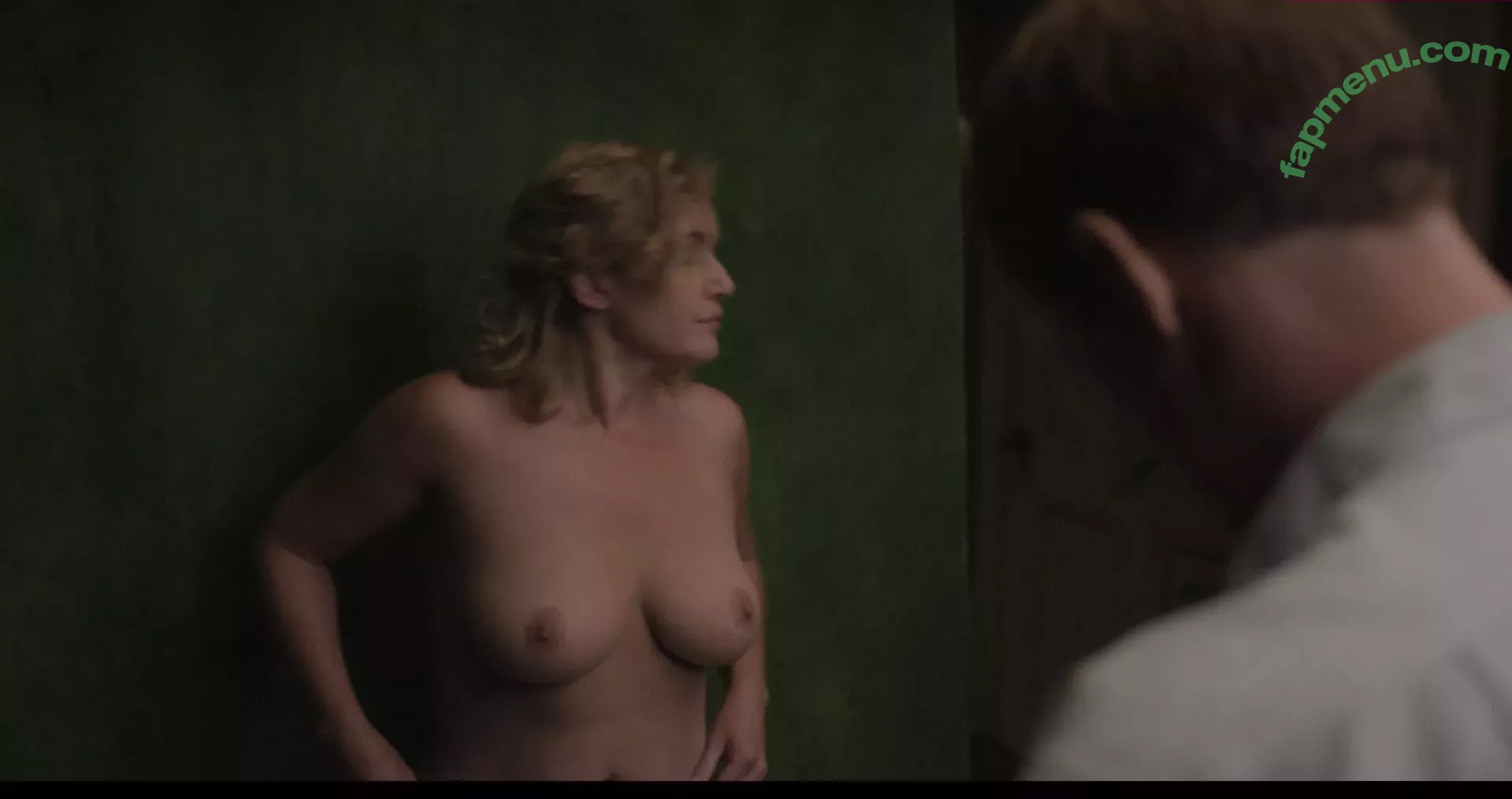 Kate Winslet nude photo #0304 (kate.winslet.official / winsletlately)