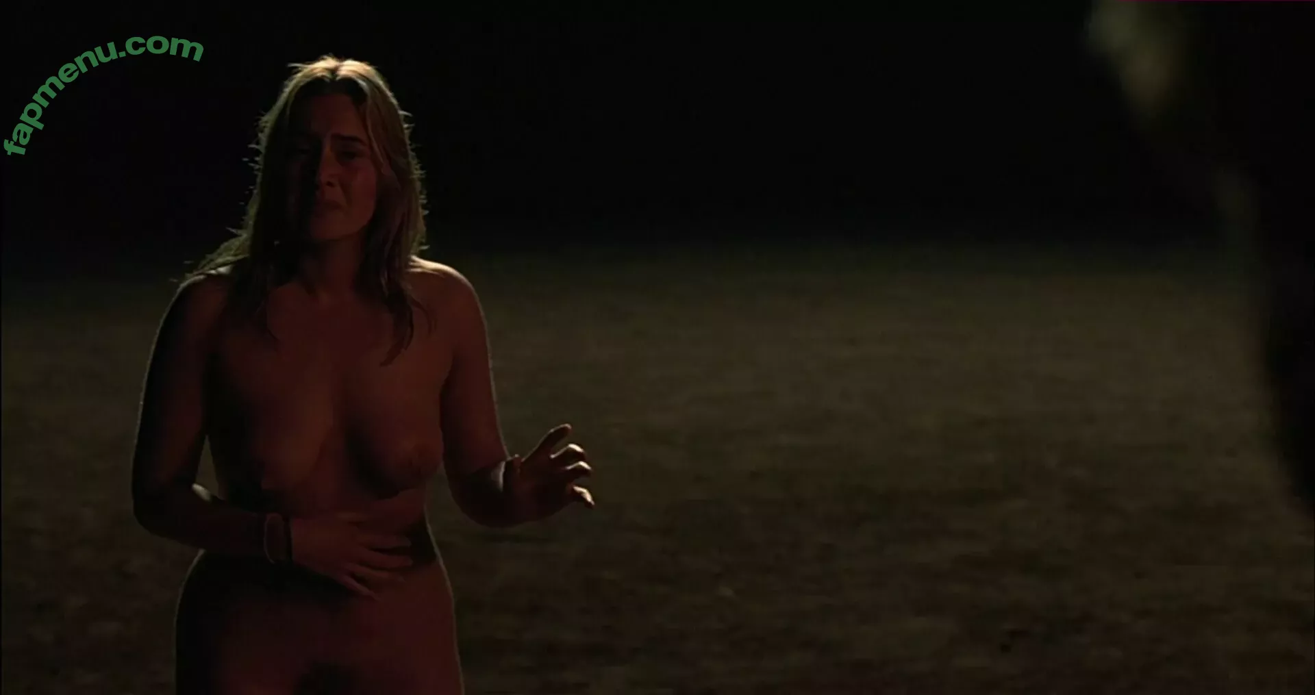 Kate Winslet nude photo #0373 (kate.winslet.official / winsletlately)