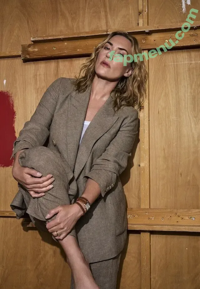 Kate Winslet nude photo #0425 (KateElizabethWinslet.us / kate.winslet.official / winsletlately)