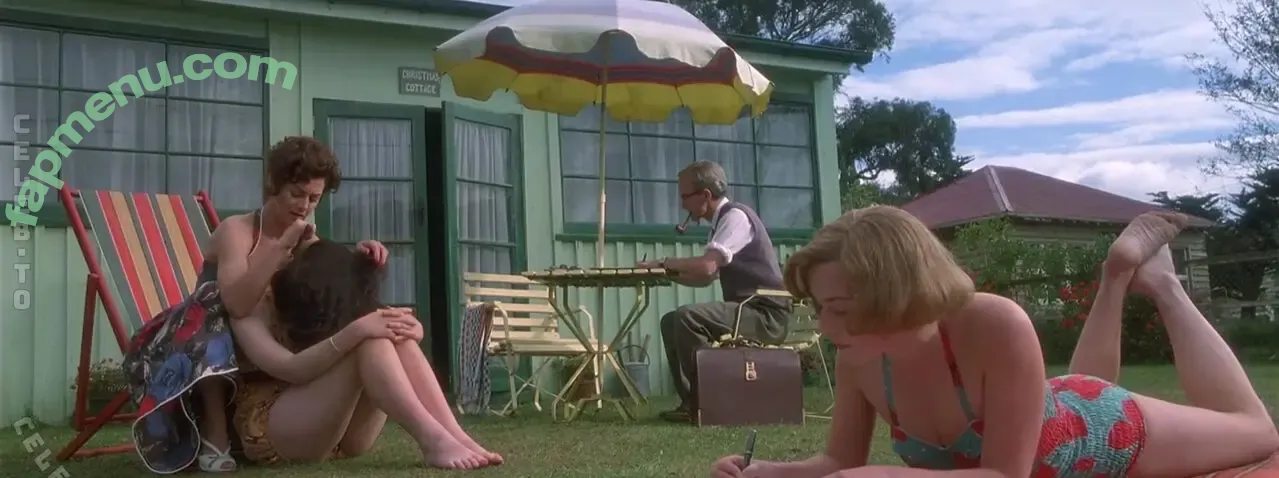 Kate Winslet nude photo #0445 (KateElizabethWinslet.us / kate.winslet.official / winsletlately)