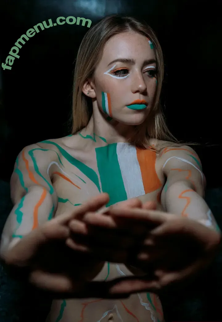katebarrettmurphy nude photo #0003 (u44951609)