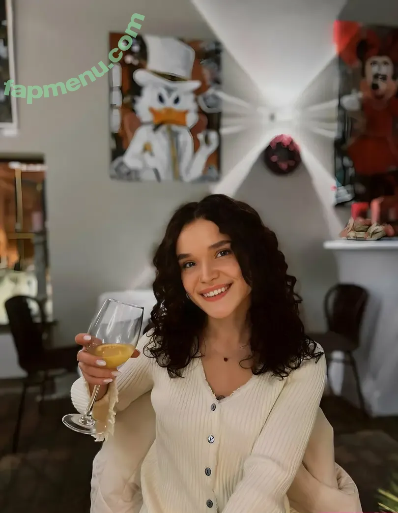 katebearr nude photo #0017 (katebearr)