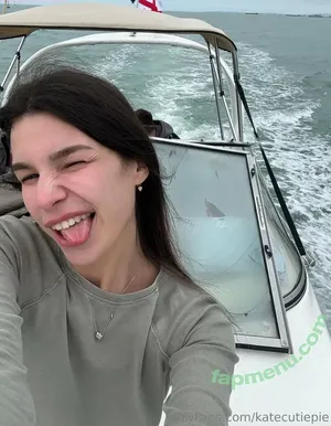 katecutiepie / katecutiee nude photo #0019