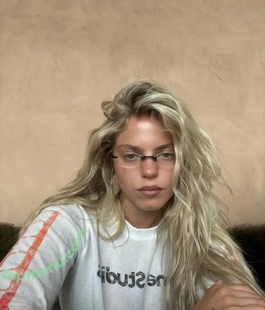 KateCynthia nude photo #0121 (AliciaCarol / AnnaCampbell / MaddyHorne / katecynthia_11)