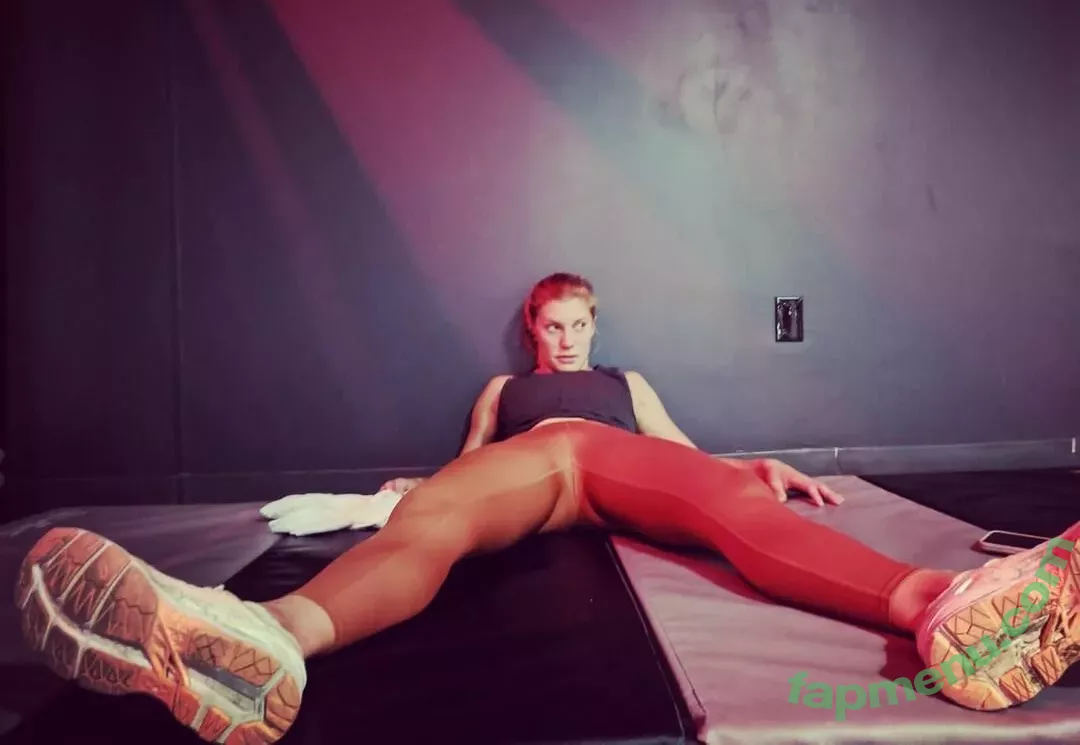 Katee Sackhoff nude photo #0075 (therealkateesackhoff)