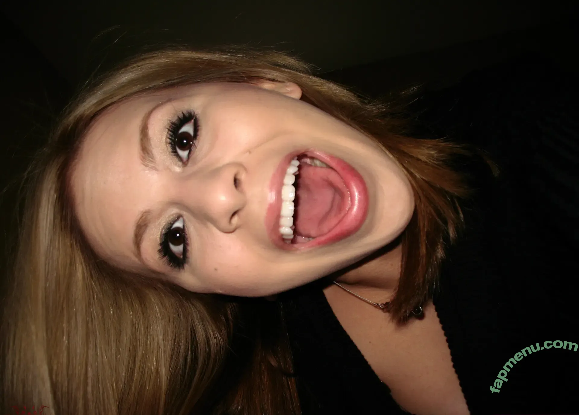 Katelyn Brooks nude photo #0015 (Giantess Katelyn / _katelynbrooks / giantesskatelyn)