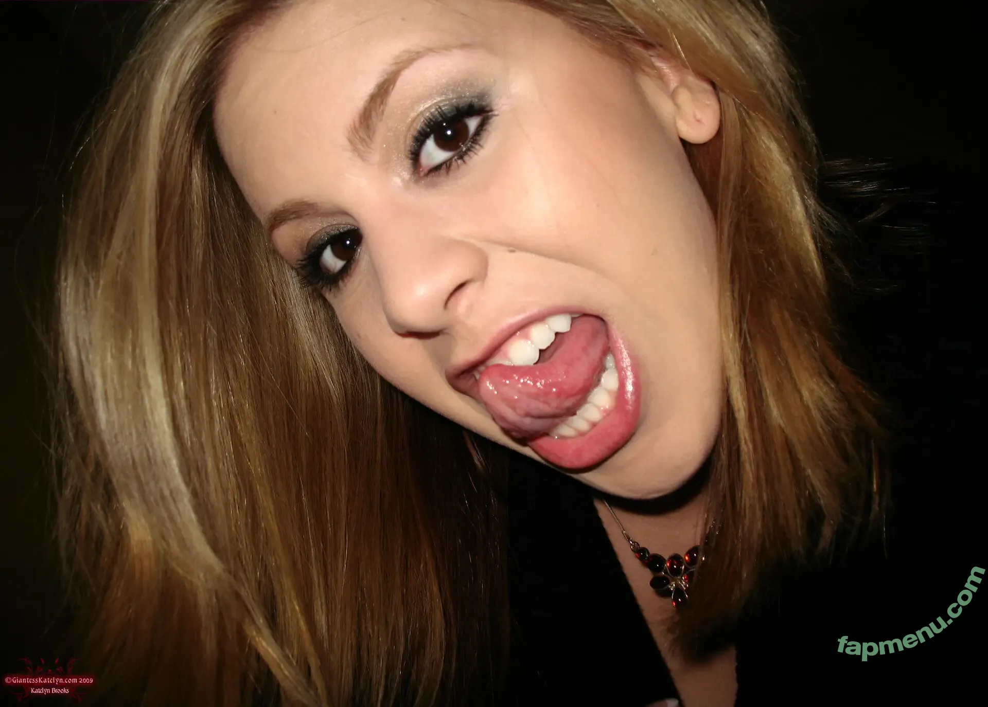 Katelyn Brooks nude photo #0033 (Giantess Katelyn / _katelynbrooks / giantesskatelyn)