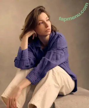 Katelyn Nacon / katelynnacon nude photo #0125