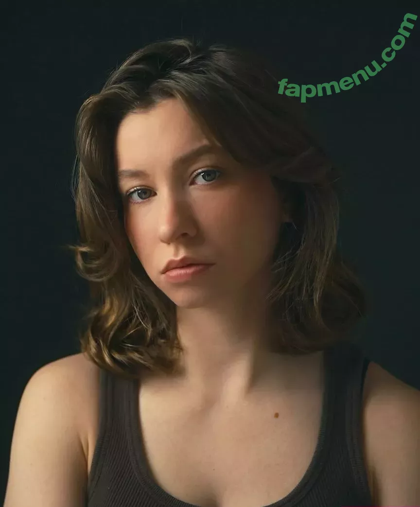 Katelyn Nacon nude photo #0083 (katelynnacon)