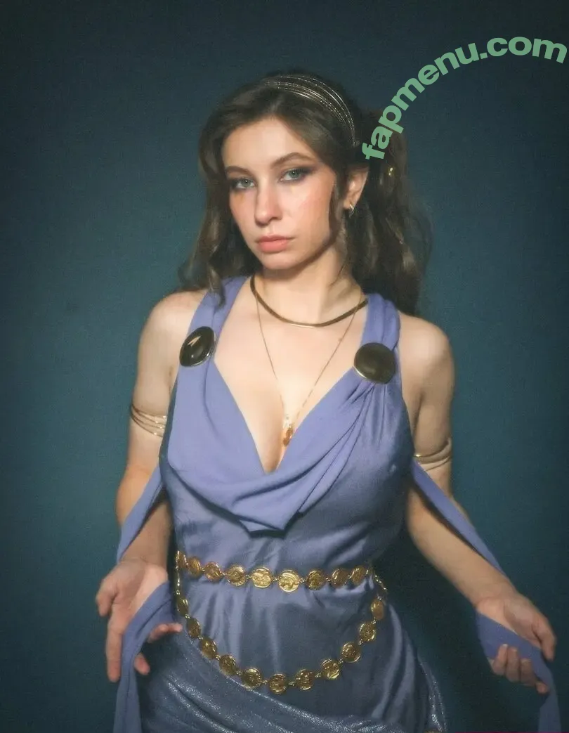 Katelyn Nacon nude photo #0127 (katelynnacon)