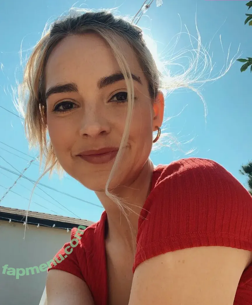 Katelyn Tarver nude photo #0064 (katelyntarver)