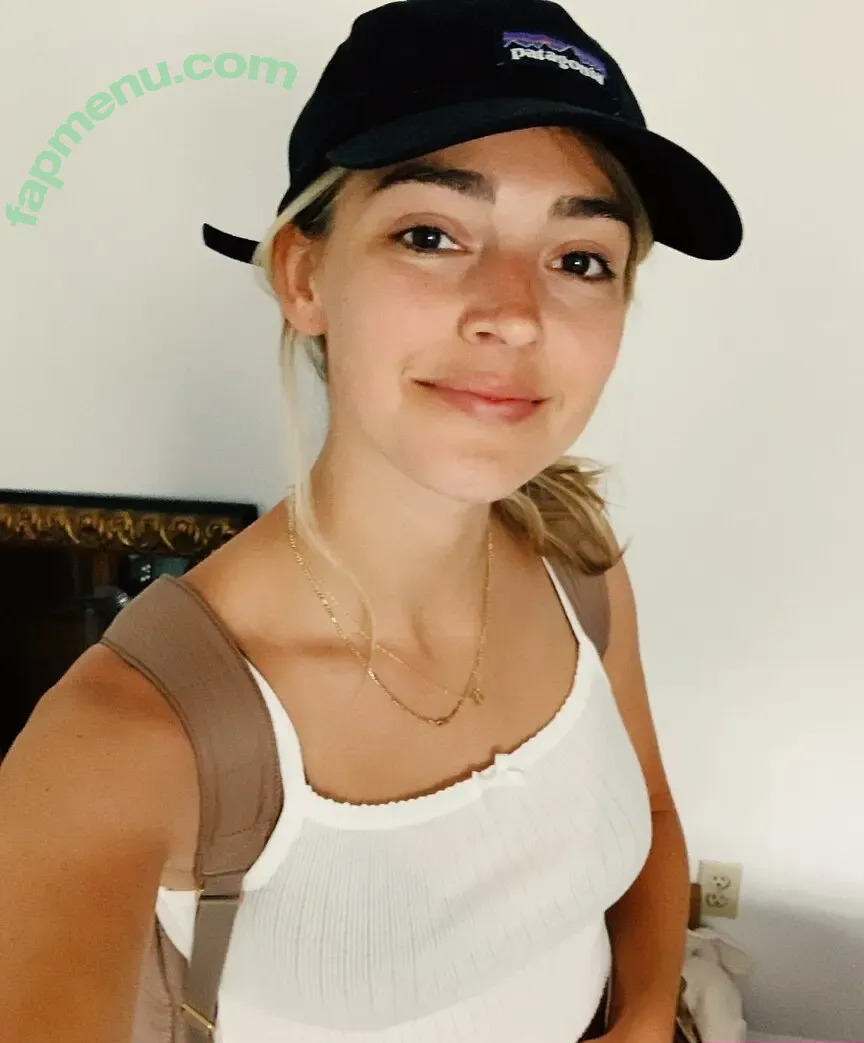 Katelyn Tarver nude photo #0066 (katelyntarver)