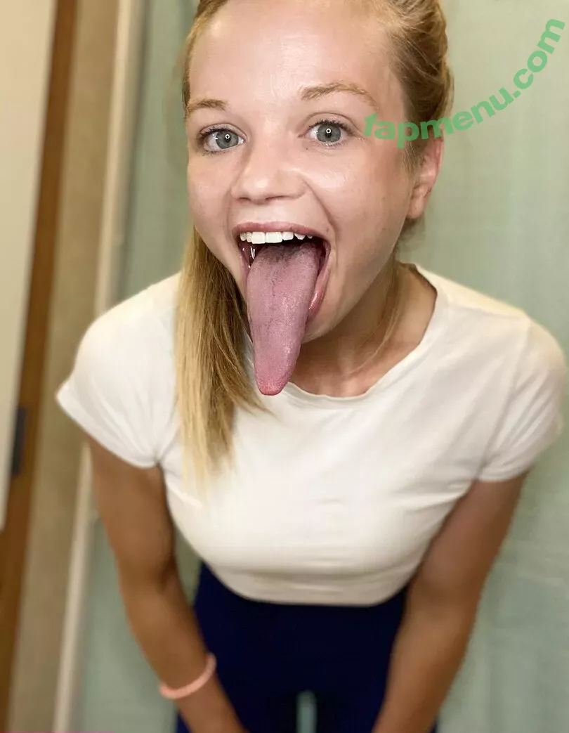 katelynlongtongue nude photo #0004 (longtonguekate)