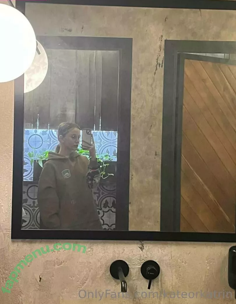 kateorkatrin nude photo #0220 (Kitsune / Kitsunekk / Lustful_modest / kkkkkkatrin)