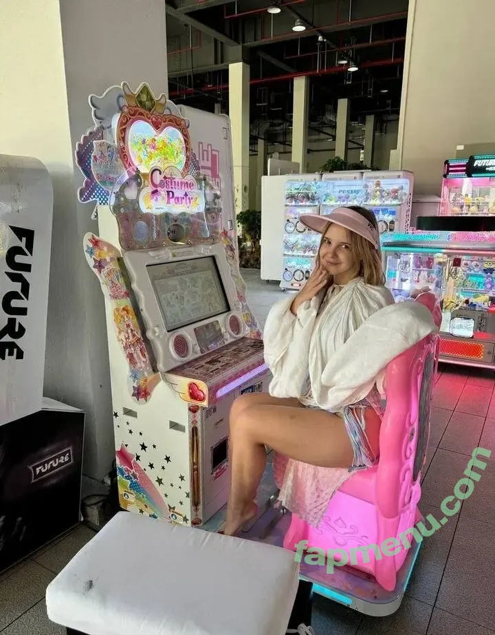 Katerina Kozlova nude photo #0116 (Katerina Rys / Katya Kozlova / Monroe / katerinarys / katru.kozlova / katru.ru)