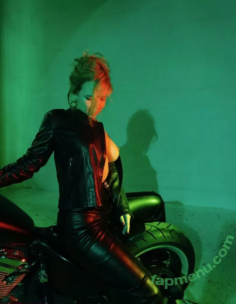 Katerina Kozlova nude photo #5752 (Katerina Rys / Katya Kozlova / Monroe / katerinarys / katru.kozlova / katru.ru / katru_ru)