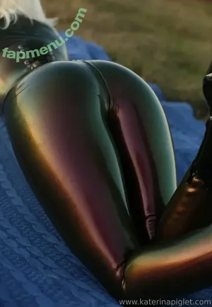 katerinapiglet / some_part_of_me_ nude photo #0052