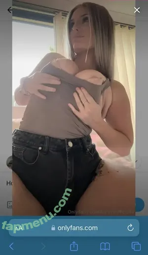 Katezzofficially / Xxkviiilynxx nude photo #0030