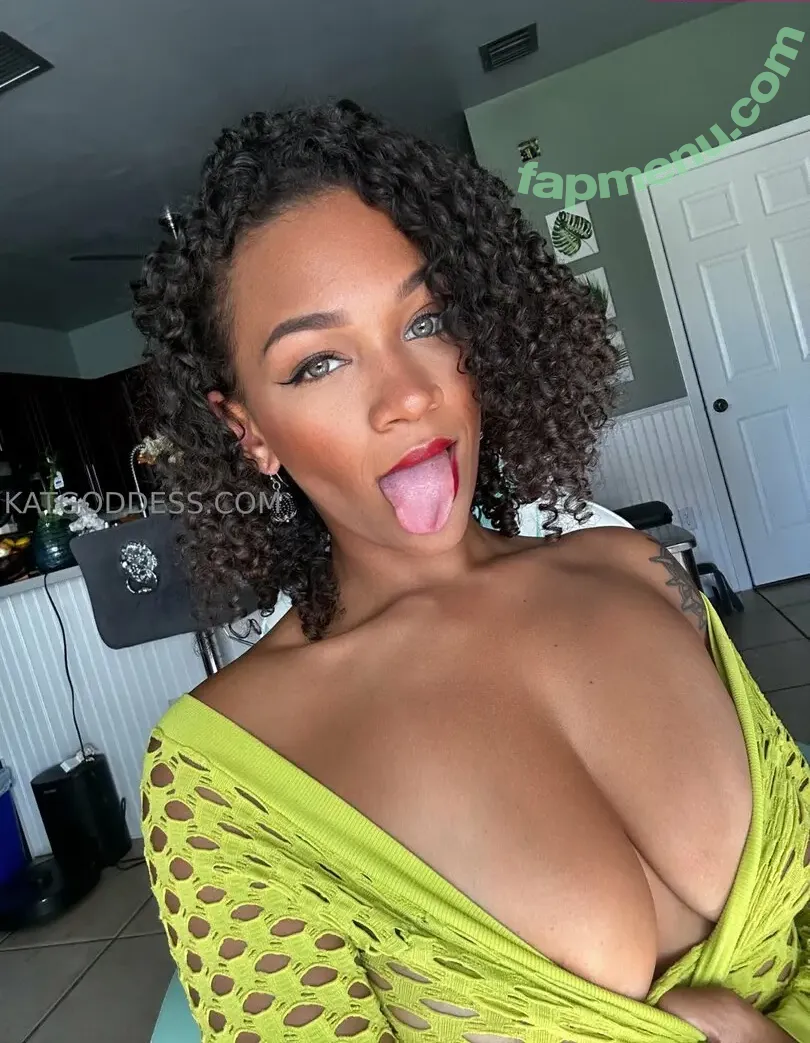 katgoddesstease nude photo #0042 (katgoddessx)