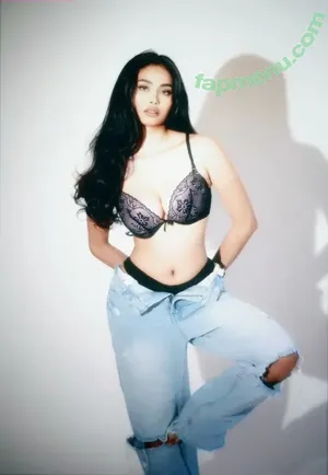 Kath Lope / holysh1n / holysh1n on IG nude photo #0003