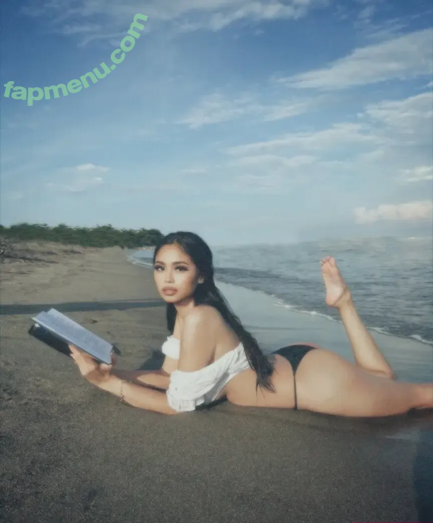 Kath Lope nude photo #0004 (holysh1n / holysh1n on IG)