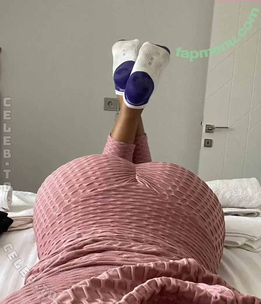 Katharina Hale nude photo #0231 (katharina.maria.xoxo / u177345829)