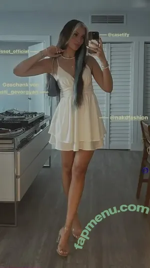  nude photo #0007