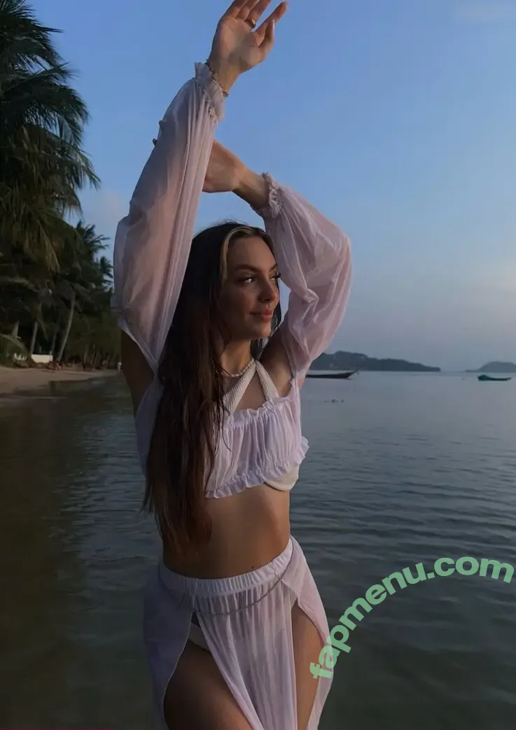 Katharina Xenia nude photo #0003 (Katharina Xenia)