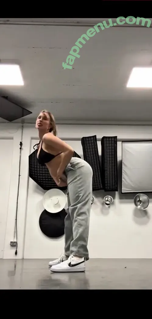 KatharinaKnoch nude photo #0043 (Kathi Dancer)