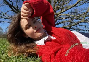 Katherine Langford / katherinelangford nude photo #0145