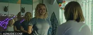 Katherine Langford / katherinelangford nude photo #0175