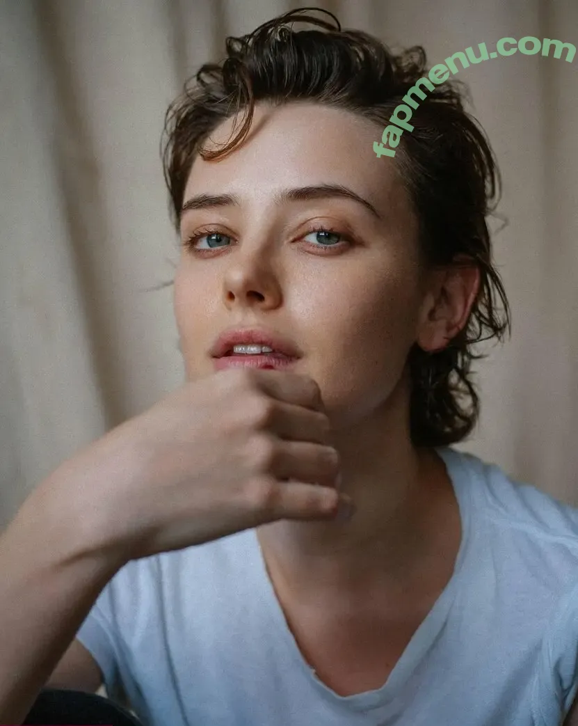 Katherine Langford nude photo #0171 (katherinelangford)