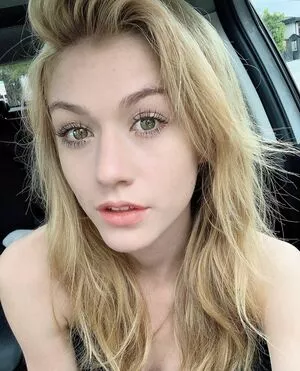 Katherine McNamara / kat.mcnamara nude photo #0162