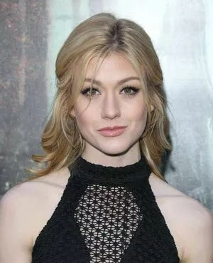 Katherine McNamara / kat.mcnamara nude photo #0167