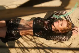 Katherine McNamara / kat.mcnamara nude photo #1046