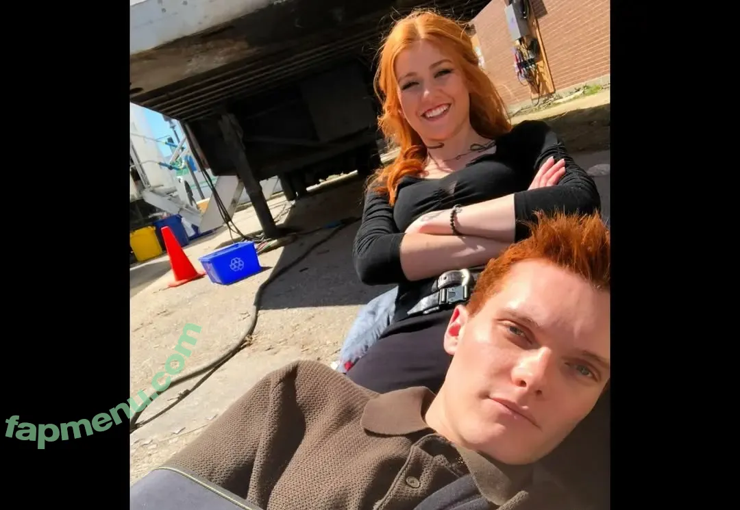 Katherine McNamara nude photo #1048 (kat.mcnamara)