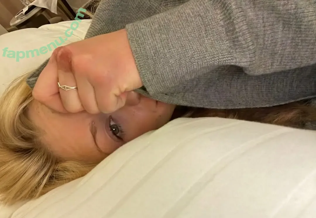 Katherine McNamara nude photo #1052 (kat.mcnamara)