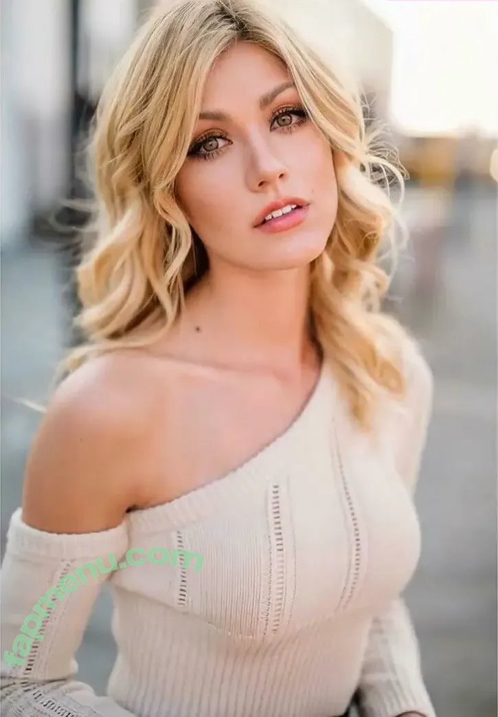 Katherine McNamara nude photo #1070 (kat.mcnamara)