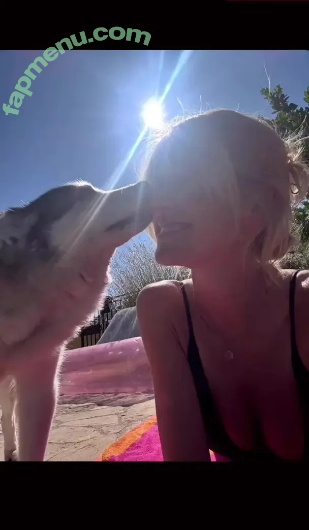 Katherine McNamara nude photo #1141 (kat.mcnamara)