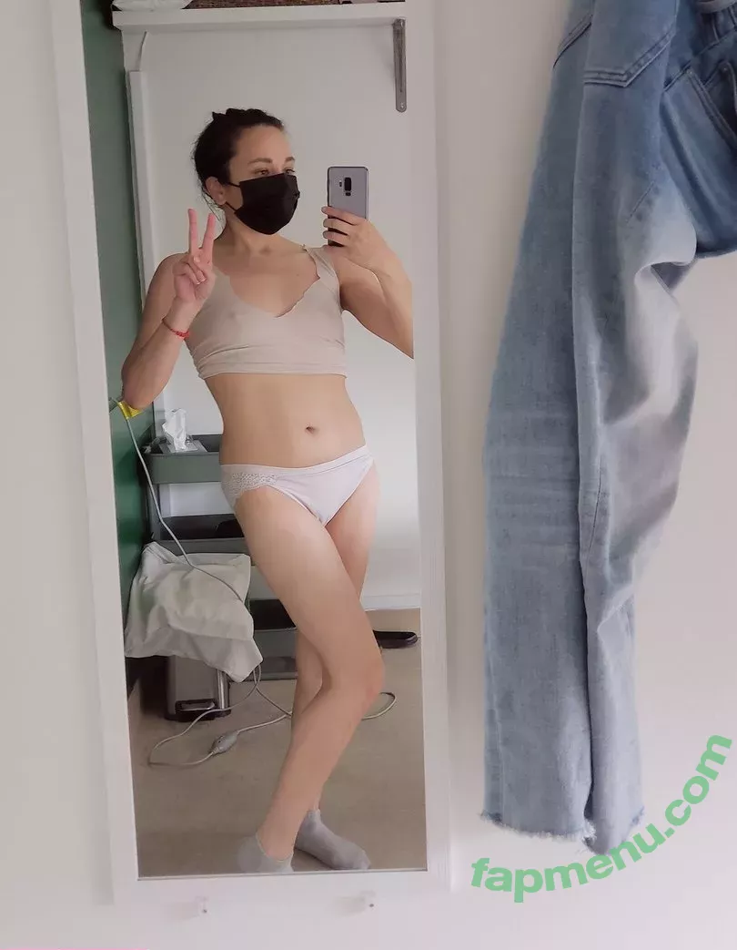 Katherine Ramdeen nude photo #0137 (katramdeen)