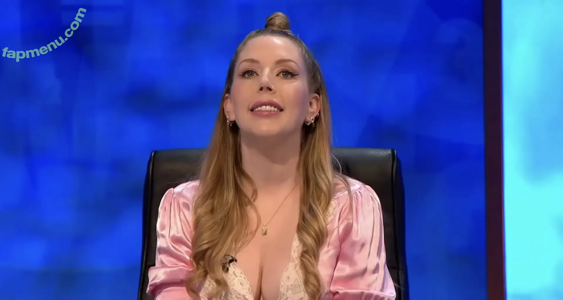 Katherine Ryan nude photo #0329 (kateryan / kathbum)